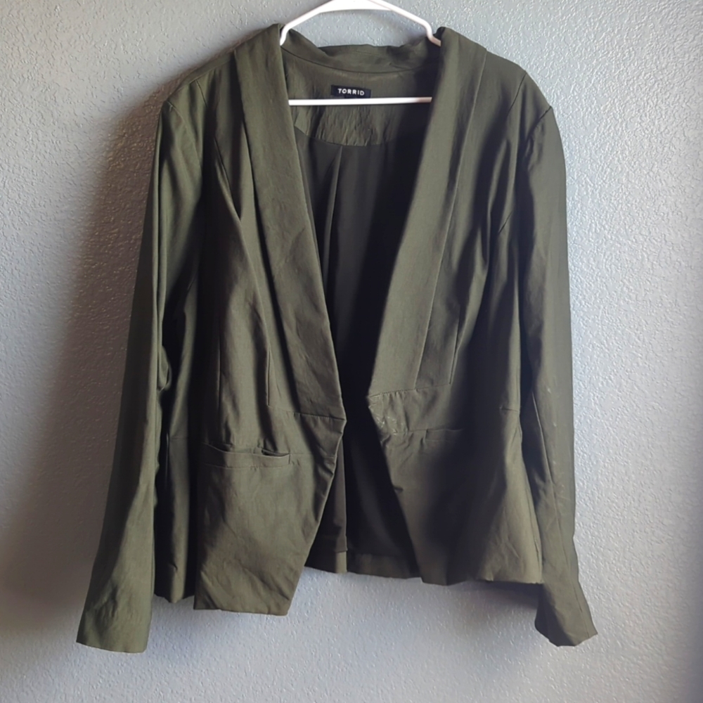 Torrid Cut Away Blazer Green 10724267